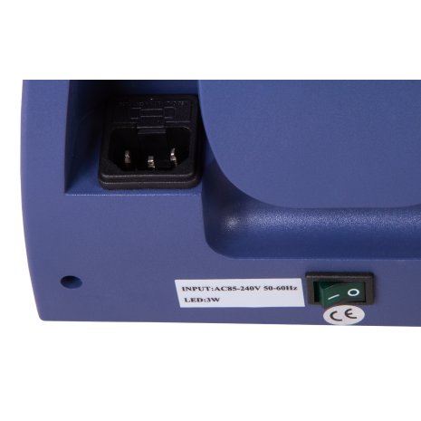 Микроскоп цифровой Levenhuk MED D30T LCD, тринокулярный