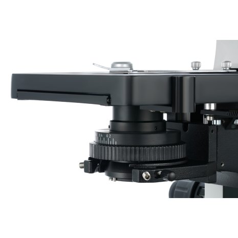 Микроскоп цифровой Levenhuk MED D40T LCD, тринокулярный